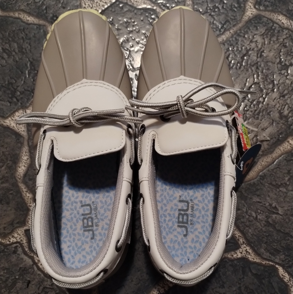 JAMBU JBU womens duck shoes NWT
